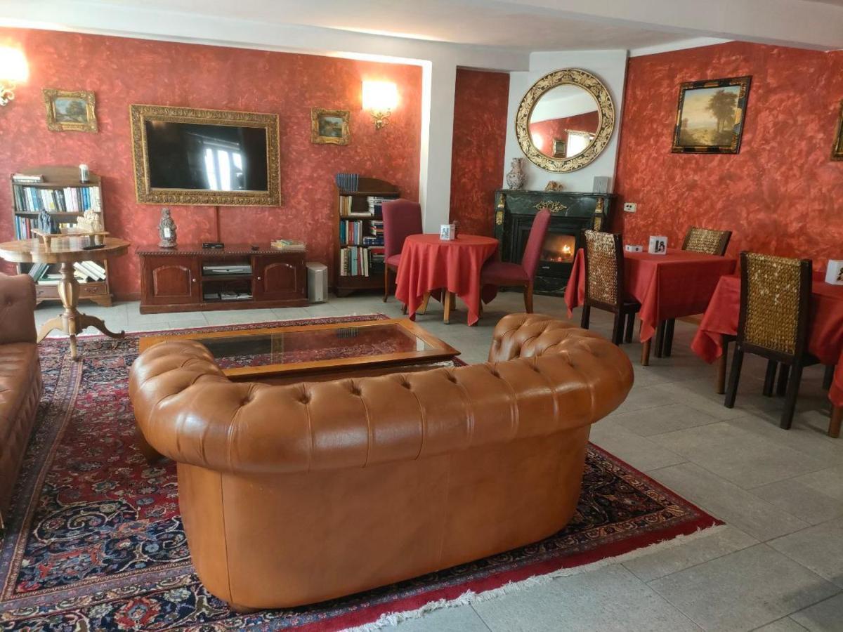 Hotel Lion 3*