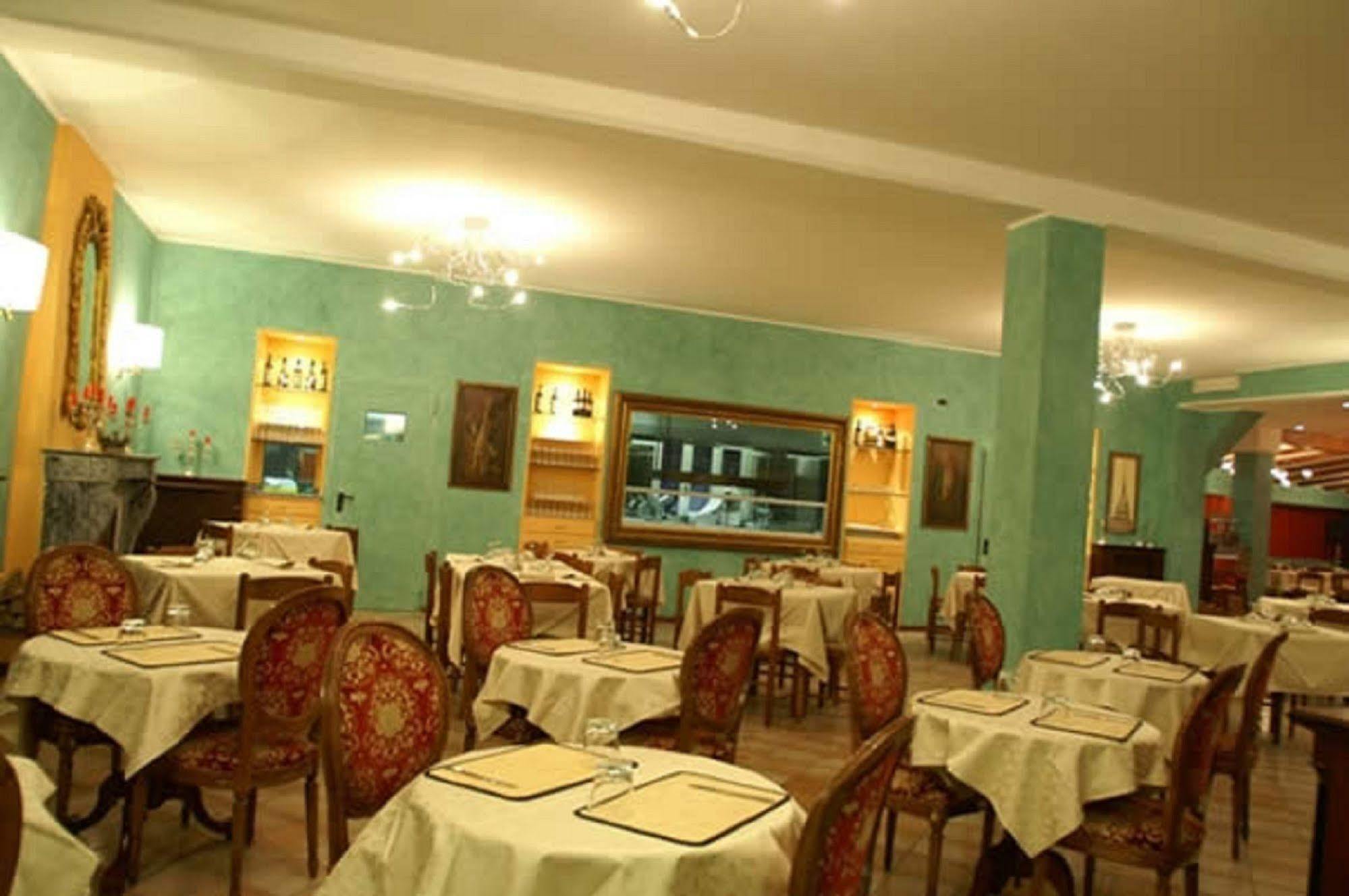Lion Hotel Roure Turin